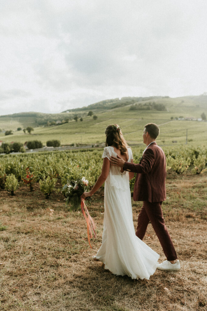 couple marié champ mariage wedding planner normandie noce machine